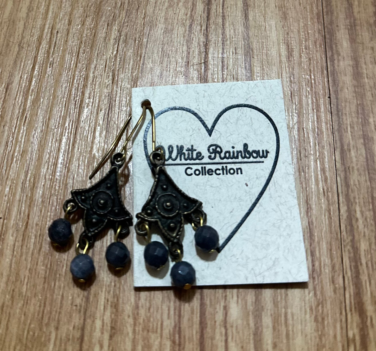Grey Dangle Earring