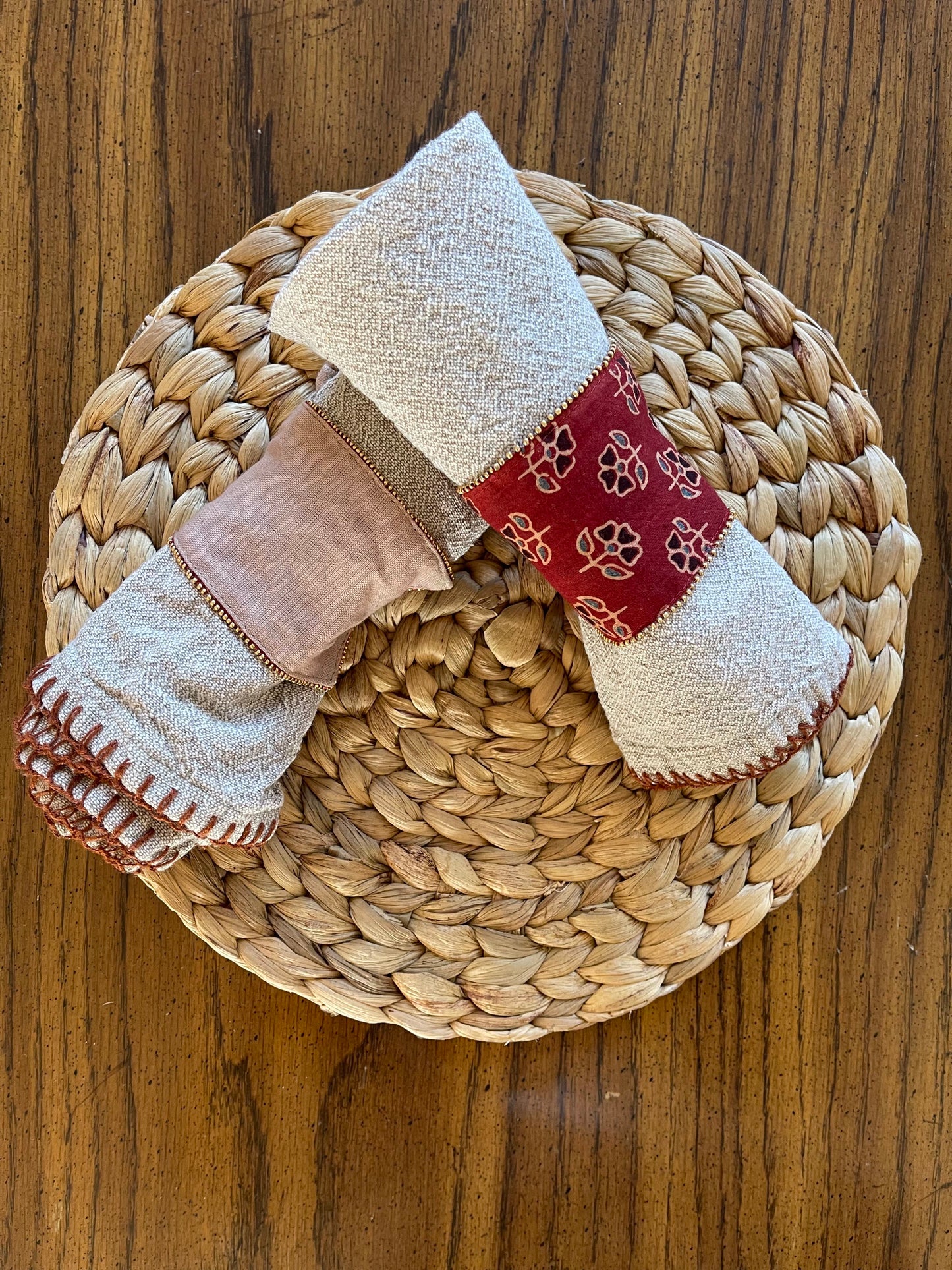 Red Napkin Tie Holder (Set of 6)