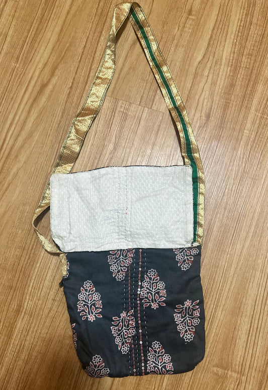 Black & Gold Cross Body