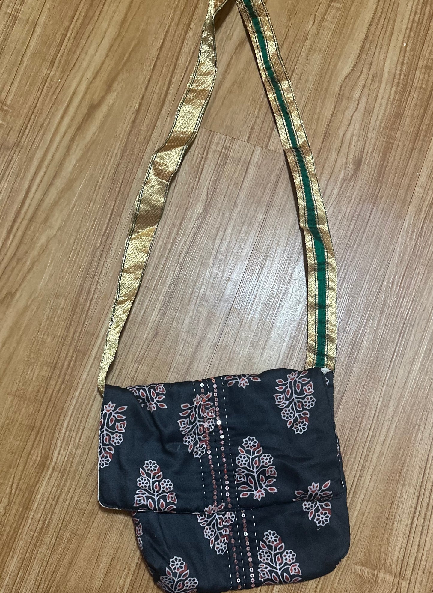 Black & Gold Cross Body